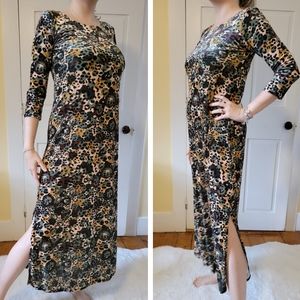 Salaam Velvet Daphne Dress